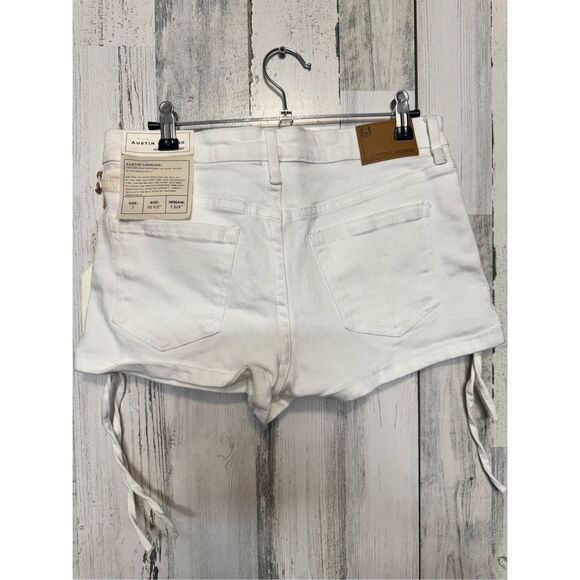 Austin landing white HIGH RISE SHORT - Picture 7 of 8